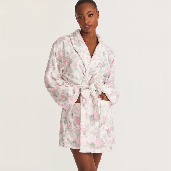 LoveShackFancy Floral Robe - Picture 1 of 4